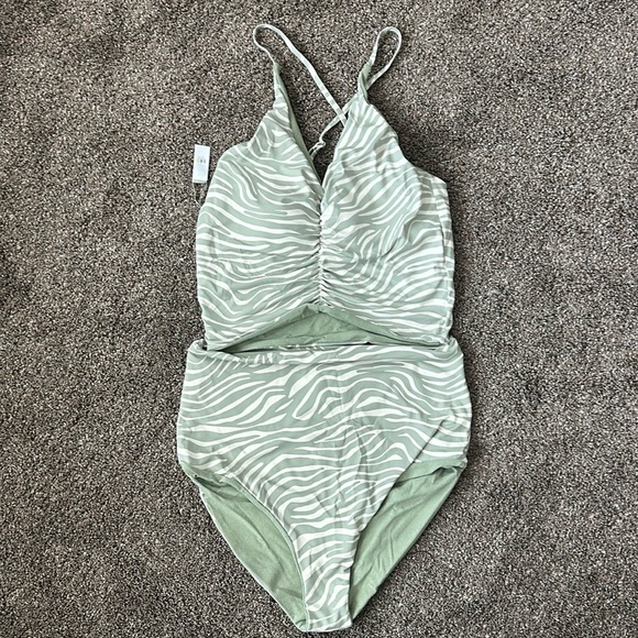 RAD Swimwear Harper reversible tankini - Picture 1 of 10